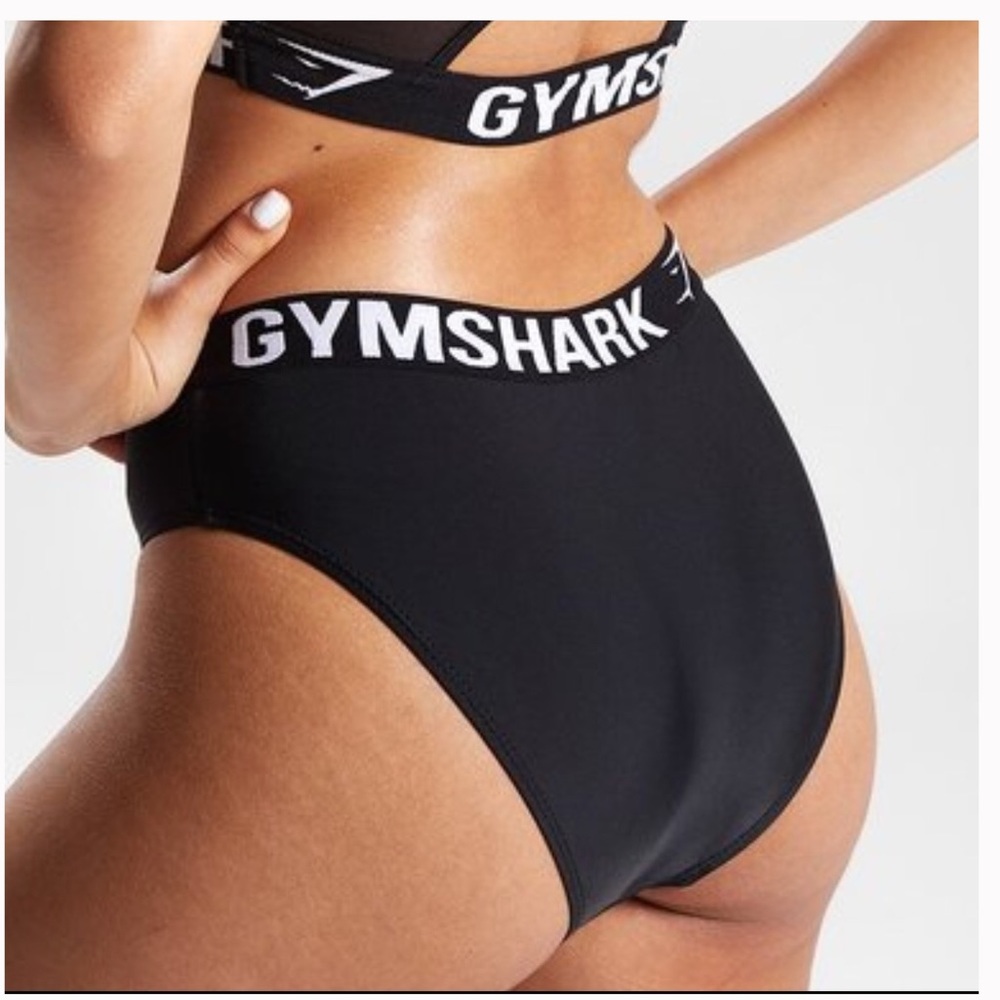 Gymshark black bikini workout